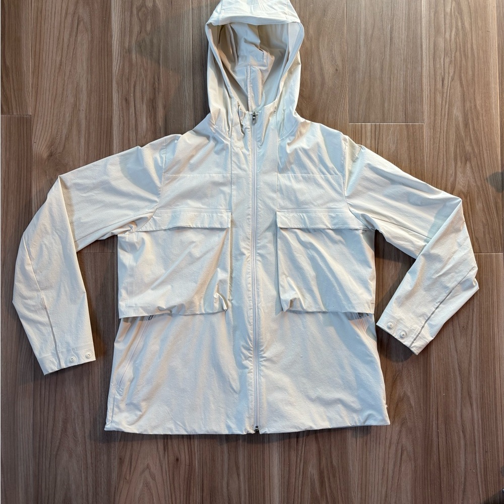 Lululemon Bone Beige Hooded windbreaker Jacket